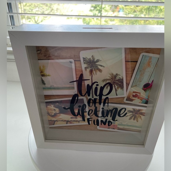 Adventure Shadow/Money Box - Picture 8 of 10